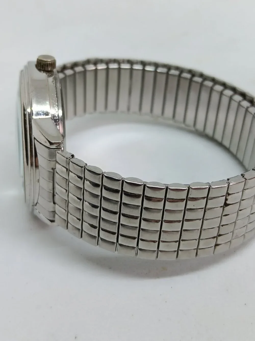 VINTAGE 1990s Sharp SHP5215 Mens 38mm Silver Tone Japanese Quartz Day/Date Watch
